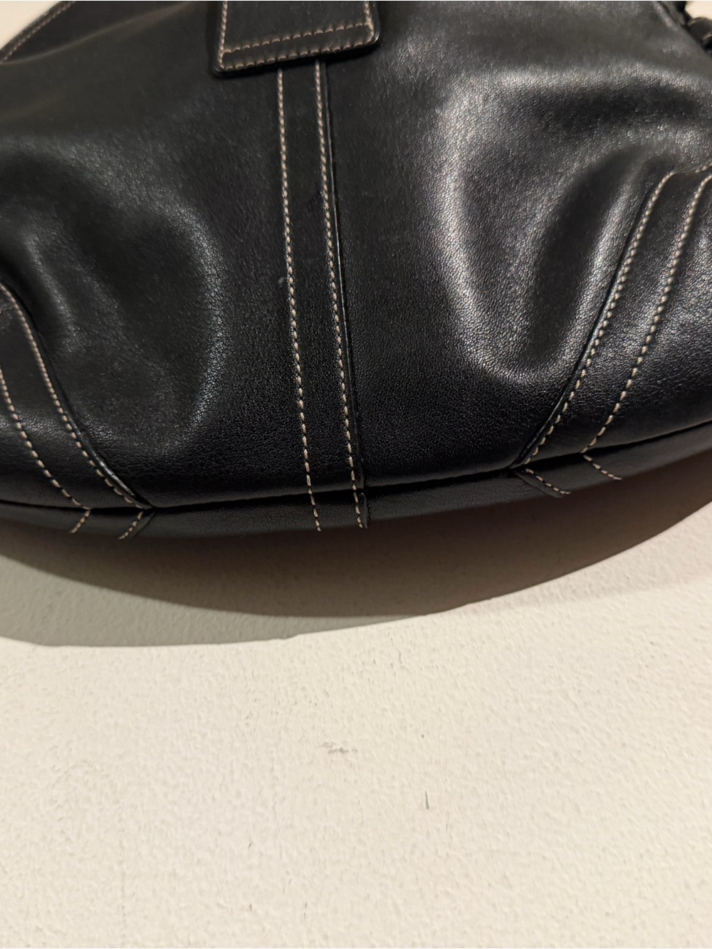Coach soho Black Leather Buckle-Front Shoulder Bag - Picture 7 of 9